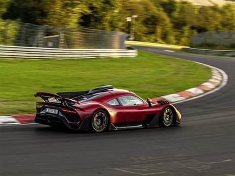 מרצדס AMG ONE - שוברת שיאים עם מנוע 1,600