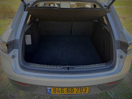 376 ליטרים צנועים בתא המטען