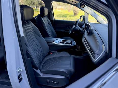 בתג המחיר הזה, היינו מצפים שהמושבים יהיו מחוממים ומאווררים