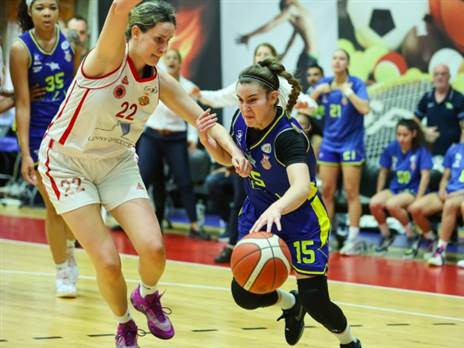 (לירן מולדובן, מנהלת הליגה לנשים)