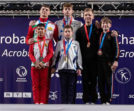 32 מדליות באליפות אירופה (באדיבות איגוד ההתעמלות)