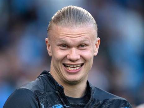 ארלינג הולאנד. הפעם הוא מחוץ למירוץ (GETTY)