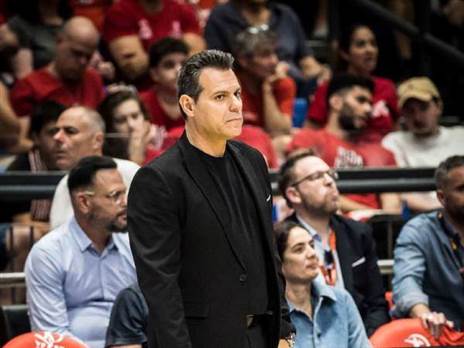 אתגר מקצועי לא קטן בפניו. איטודיס (צילום: אלן שיבר)