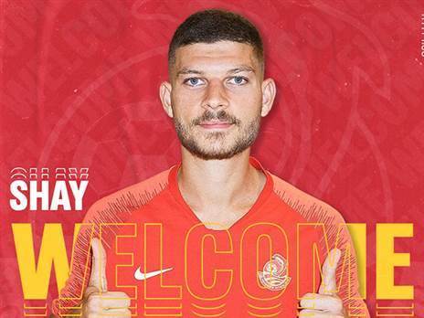 התמונה שהופצה עם החתימה באשדוד. במועדון התנערו מאייזן (האתר הרשמי)