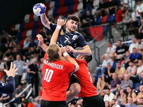 אור לוי ממ.כ. חולון (צילום: הדר ואן קולא, איגוד הכדוריד)