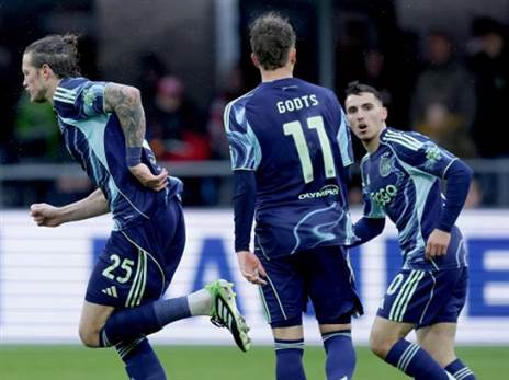 אוסקר גלוך. נכנס לעניינים באייאקס (GETTY)