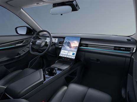 רשימת האבזור דומה למדי בין שלושת יחידות ההנעה