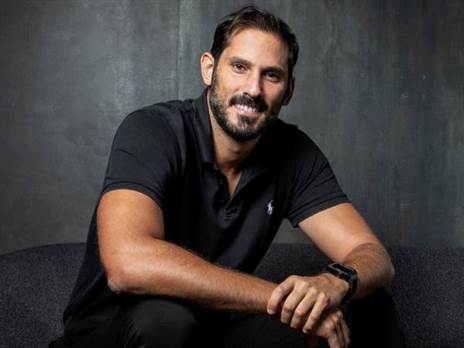 סכום אסטרונומי. כספי (צילום: איליה מלניקוב)