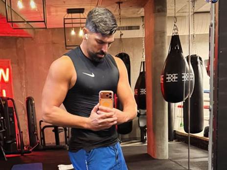 (מתוך חשבון האינסטגרם של אריאל הרוש)