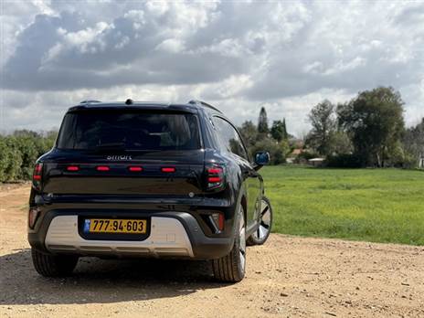 הנוחות טובה, אבל לא מצטיינת. בידוד הרעשים טוב וגם התנהגות הכביש