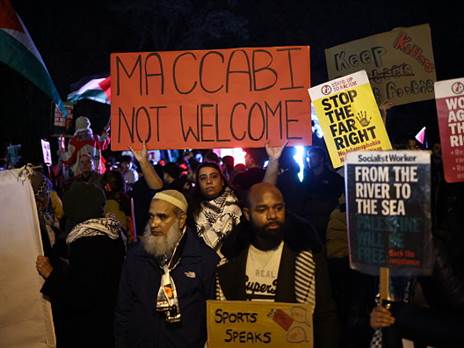 (Photo by HENRY NICHOLLS / AFP via Getty Images)