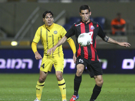 חנן ממן. יישאר או יעזוב?