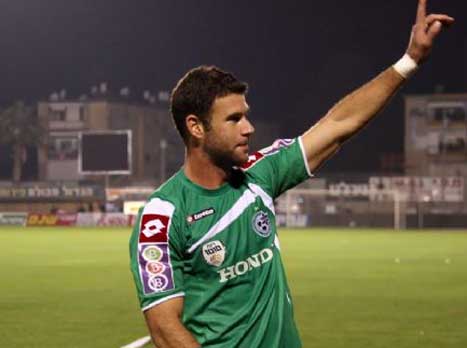 בקרוב חוזר להתאמן בירוק. דקל קינן (האתר הרשמי)