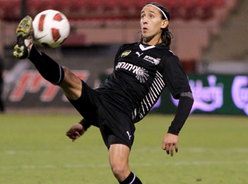 רוצ'ט. "מדהים לשחק באצטדיון ואווירה כזאת"