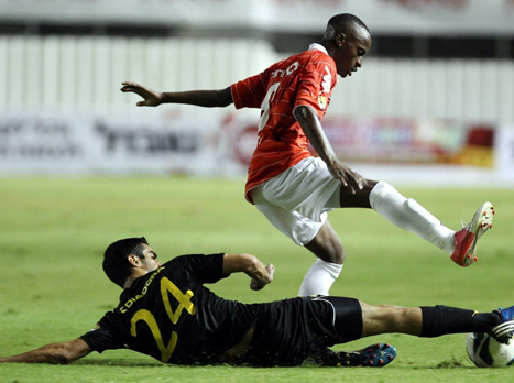 אנג'ובו. ב"ש רוצה זר חלופי