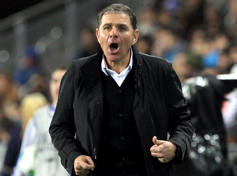 ביטל את הנסיעה לאנגליה. גוטמן