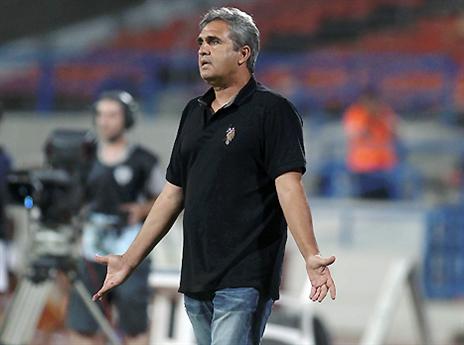 אלי כהן, זעם על שחקניו (אלן שיבר)