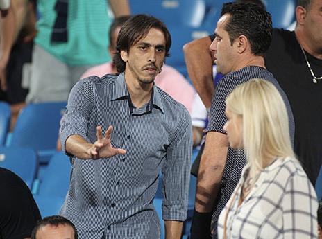 בניון. דחה את ההצעה (אלן שיבר)