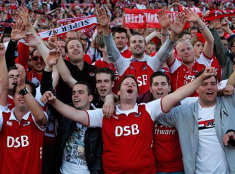 אוהדי אלקמאר. בקרוב בקרית אליעזר (GETTYIMAGES)