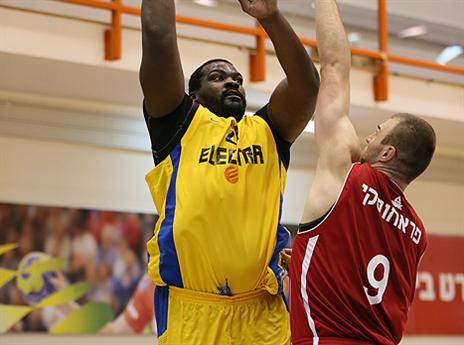 "מכבי נראית מעניינת" (האתר הרשמי של מכבי ת"א)