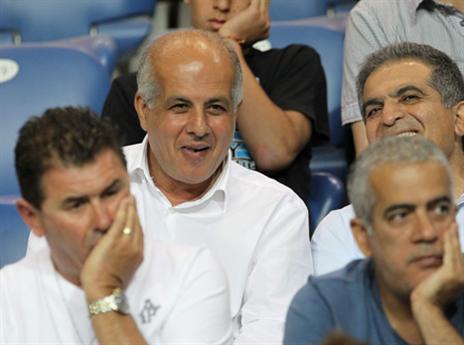 זרק את הכדור לדירקטוריון הטוטו. לוזון