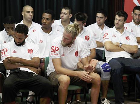 בהפועל לא אוהבים את זה (אלן שיבר)