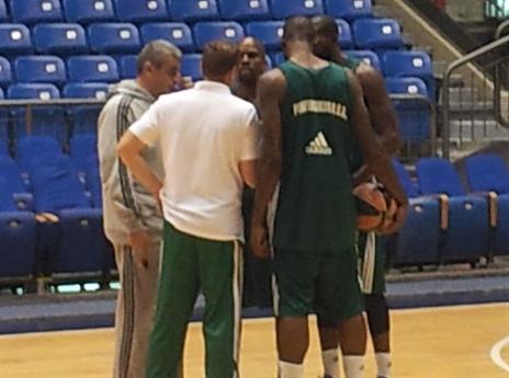 3 הזרים באימון הערב (רועי גלדסטון)