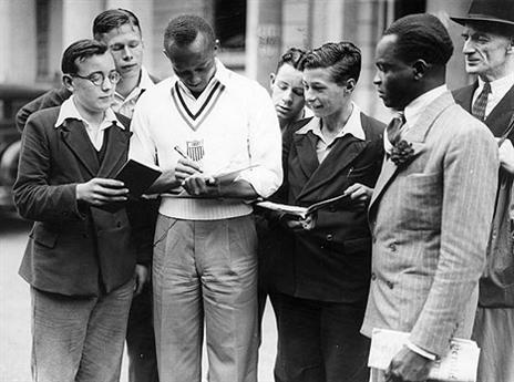 אייקון נצחי. אוונס והמעריצים (gettyimages)