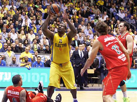 פינה את הבמה לטיוס, בעל כורחו. סופו (gettyimages)