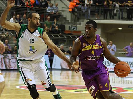 נפגשים שוב. רנדל ואסברי (צילום: אתר המנהלת)