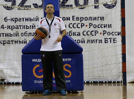 אלפי קילומטרים מהבית. שמיר באימון במוסקבה (טטיאנה מקייבה, צסק"א באסקט)