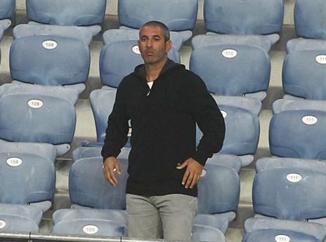 שאבו. שוב חגג ביציע (אלן שיבר)