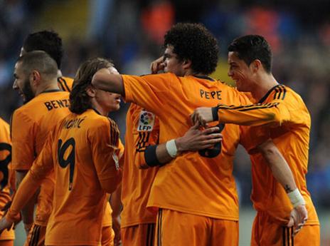 לפחות הוא מצא זמן לחייך