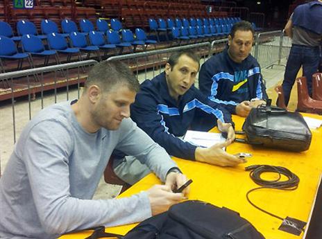 בלאט ועוזריו, סיימו את ההכנות (רועי גלדסטון)