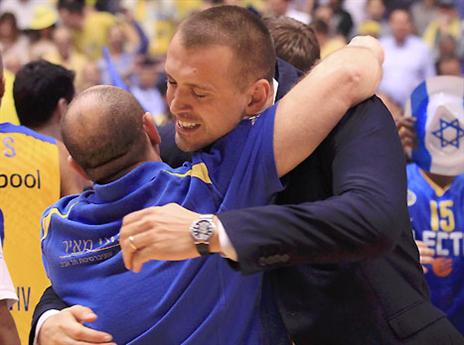 חוזר לפיינל פור, הפעם כמנהל