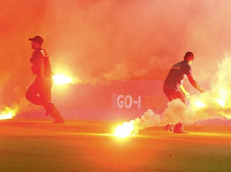 מאשר אפשרות לחגיגות צהובות (אלן שיבר)