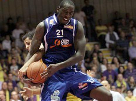 גם בבני השרון הוא לא היה משהו. היקסון