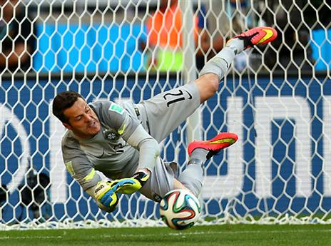 השוער עצר שני פנדלים ותפס את הכותרות בתקשורת