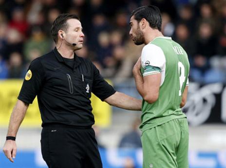 תמיד מסתבך, לא משנה איפה