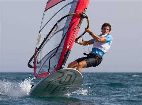 אלוף העולם יעל פז (איגוד השייט)