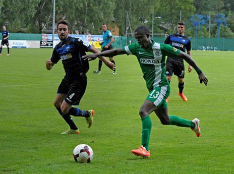 טוואטחה. נוח שיש את אידריסו ברחבה (אתר רשמי, מכבי חיפה)