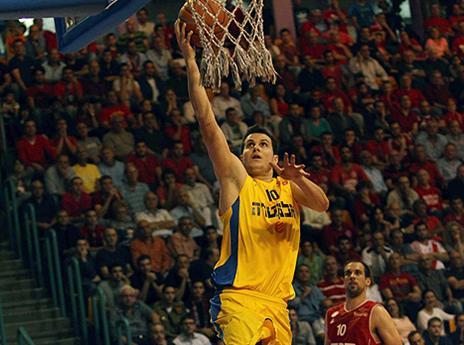 "מעריך מאוד את פיני". פניני