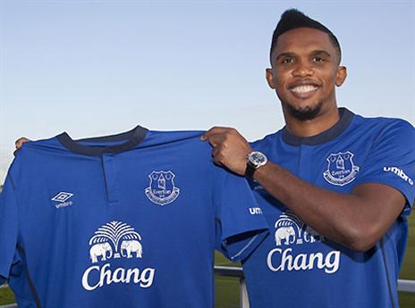 הקבוצה אחרת, הצבע הכחול נשאר. אטו באברטון