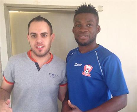 בתכניות של נבחרת ניגריה הצעירה. אילוזי וסוכנו