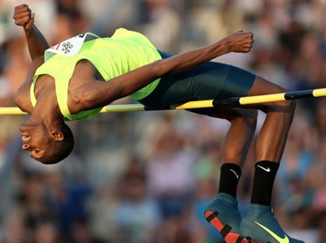 כמה קרוב, ככה רחוק