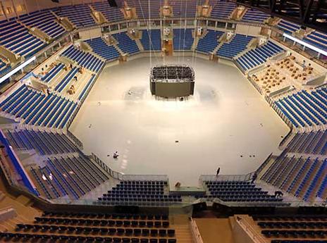 ואין מה לדאוג, המושבים האלה לא יישארו ריקים עוד הרבה זמן (צילום: ששון תירם)