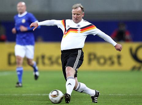 רק הכרס והחובות (gettyimages)