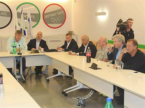 ישיבה מכרעת (אלן שיבר)