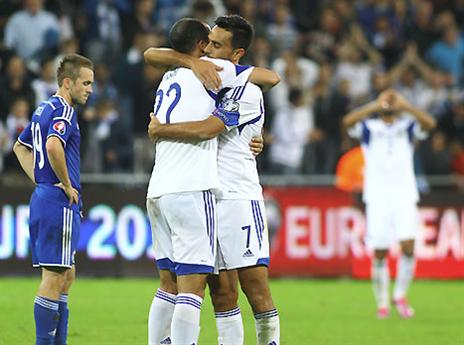 איזה חיבוק! כל הדיבורים נשכחו (אלן שיבר)