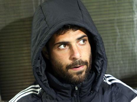 לא מספיק טוב עבור פאקו. בן בסט (דני מרון)